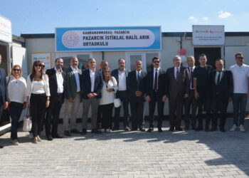 Depremde yıkılan okul yerine konteyneri yapıldı