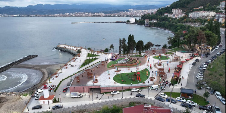 Erdoğan'ın tepki gösterdiği kıyı şeridindeki binalar yıkıldı