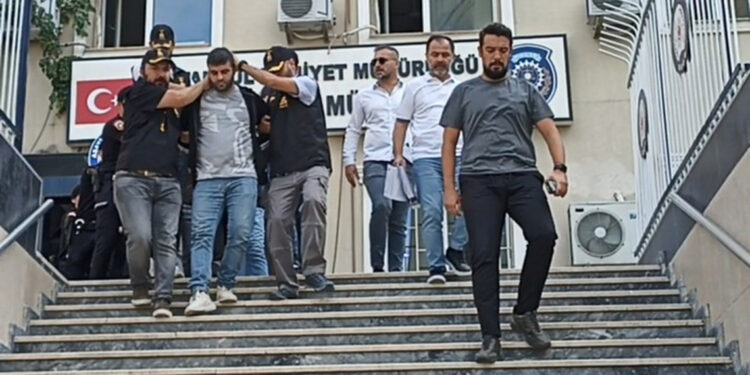 Fatih Kadınlar Pazarı'ndaki cinayet: 10 şüpheli adliyede