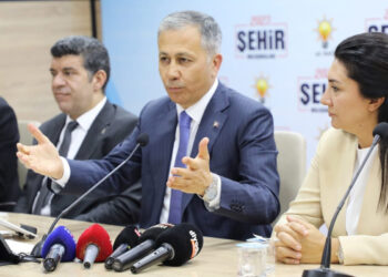 Göçmen kaçakçılığı organizatörlerinin nefesini keseceğiz