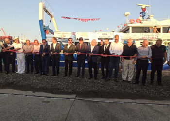 Hatay'daki balıkçılar, törenle denize açıldı