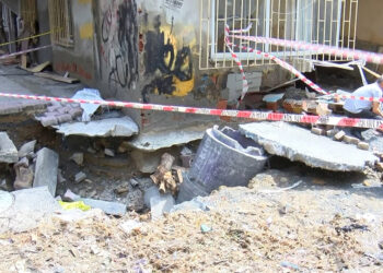 İkitelli'de su basan 8 katlı bina boşaltıldı