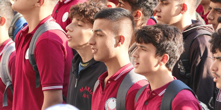 İlk ders zili çaldı