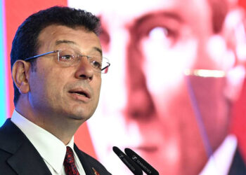 İmamoğlu: Bazen hata yapanları uyarmak gerekiyor