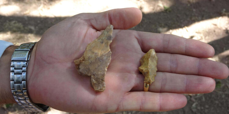 İnkaya Mağarası'nda tarihi saplı alet uçları bulundu 