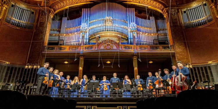 İş Sanat, sezonu 100'üncü yıl gala konseri ile açıyor