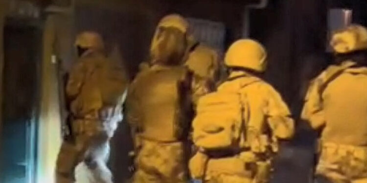 İstanbul'da 3 ilçede uyuşturucu operasyonu: 1 kişi tutuklandı