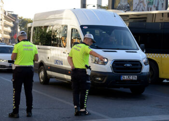 İstanbul'da okul servislerine denetim
