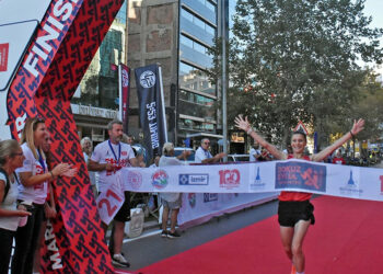 İzmir'de yarı maraton zamanı