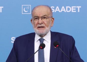 Karamollaoğlu: Eğitim açığı, hiçbir şeyle ikame edilemez