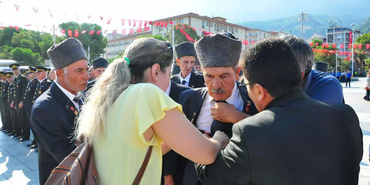 Kıbrıs gazisi i̇smail kayratçı, törende fenalaştı