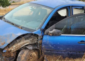 Kırıkkale'de otomobil tarlaya devrildi: 1 ölü, 4 yaralı
