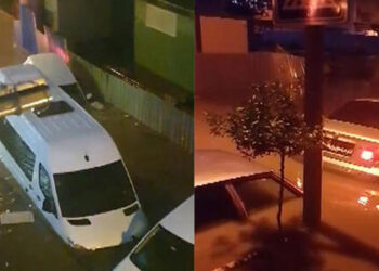 Küçükçekmece'de sel suları araçları sürüklendi