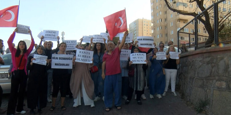 Maltepe'de çürük sitede protesto; ek süre verildi