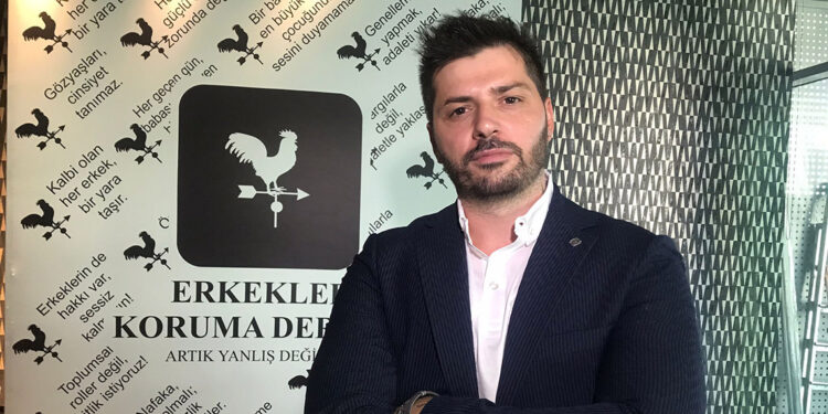 Nafaka mağduru baba 'Erkekleri Koruma Derneği'ni kurdu