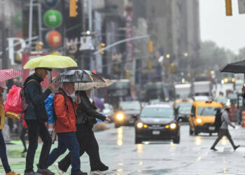 New York'ta su baskınları nedeniyle OHAL ilan edildi