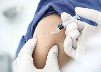 Nöroloji hastalarında grip aşısının uygulanması