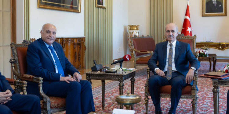 Numan Kurtulmuş, Cezayir Dışişleri Bakanı'nı kabul etti
