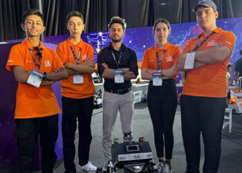 Öğrenciler, maden kazalarını önceden bildiren robot geliştirdi