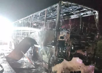 Osmaniye'de seyir halindeki yolcu otobüsünde yangın