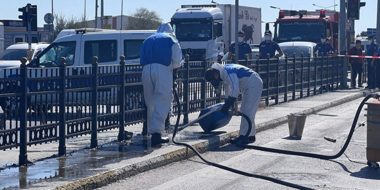 Pendik'te kimyasal alarmı