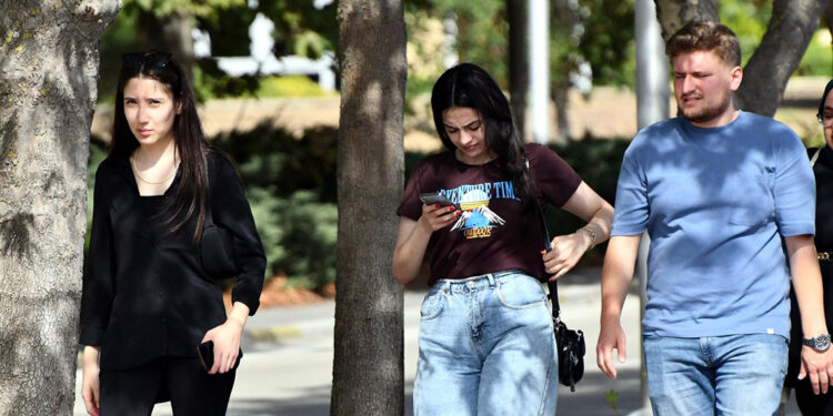 Prof. Dr. Varol: Yeni varyantta yüksek risk yok