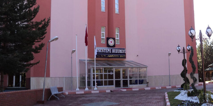 Rehabilitasyon merkezinde zehirlenen hasta yaşamını yitirdi