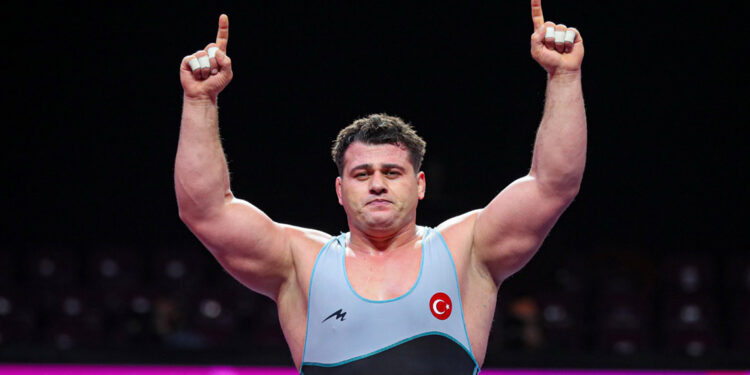 Rıza Kayaalp gümüş madalyada kaldı