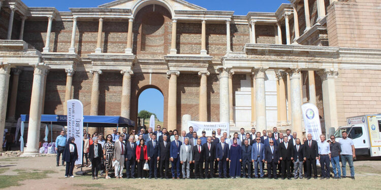 Sart Antik Kenti'nde 'Para Kongresi' düzenlendi