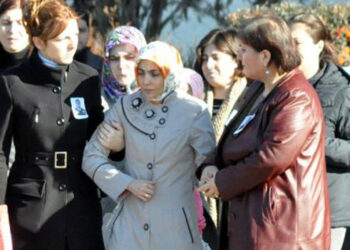 Şehit polisin eşi Hatice Sayil, aracında ölü bulundu