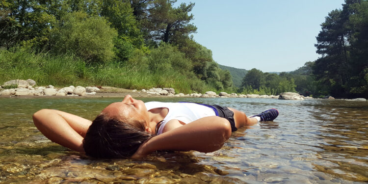 Sıcak çarpması fark edilmediğinde komaya götürür 