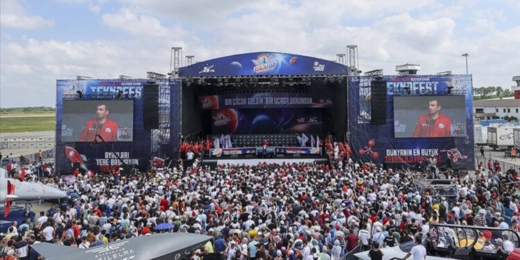 TEKNOFEST #SenGeleceksinDiye gün sayıyoruz...