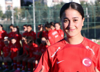 Tuana Naz, babasının 'futbolcu evlat' isteğini yerine getirdi