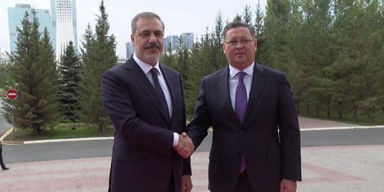 Türkiye-Kazakistan iş birliğinin önemi artıyor