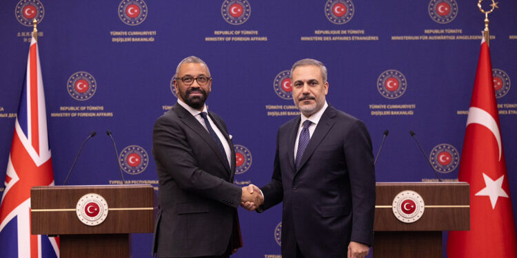 Türkiye ile İngiltere arasında yıllık 25 milyar poundluk işbirliği