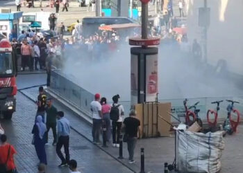 Vezneciler Metro İstasyonunda yangın paniği