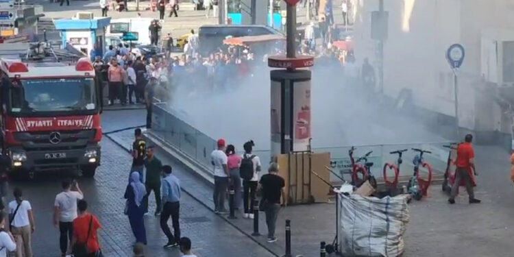Vezneciler Metro İstasyonunda yangın paniği 
