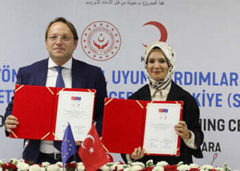 'Yabancılara Yönelik Sosyal Uyum Yardımı Projesi' imzalandı