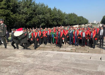 Yargıtay üyelerinden Anıtkabir'e ziyaret
