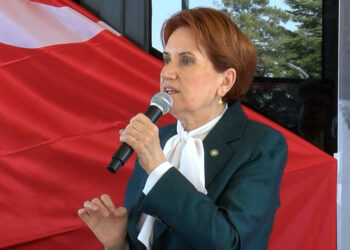 Meral Akşener gazilerle bir araya geldi