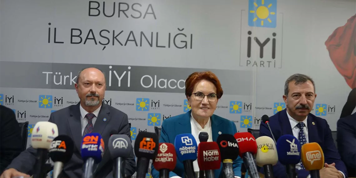 İyi̇ parti genel başkanı meral akşener, "bu seçimlere tek başımıza girecek gibi hazırlanacağız bu netlikte söylüyorum, bu seçimde kendimizin kaç kilo ettiğini paylaşacağız, tarttıracağız, göreceğiz" dedi.