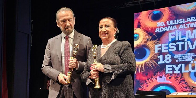 Adana Altın Koza Film Festivali'nin Onur Ödülleri sahiplerini buldu