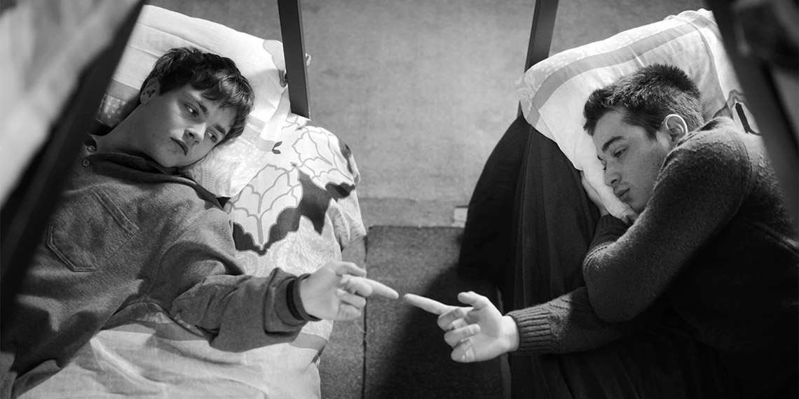 Antalya Büyükşehir Belediyesi ev sahipliğinde 7-14 Ekim tarihleri arasında düzenlenecek 60'ıncı Antalya Altın Portakal Film Festivali'nin Ulusal Uzun Metraj Film Yarışması'nda yer alacak 10 film belli oldu.