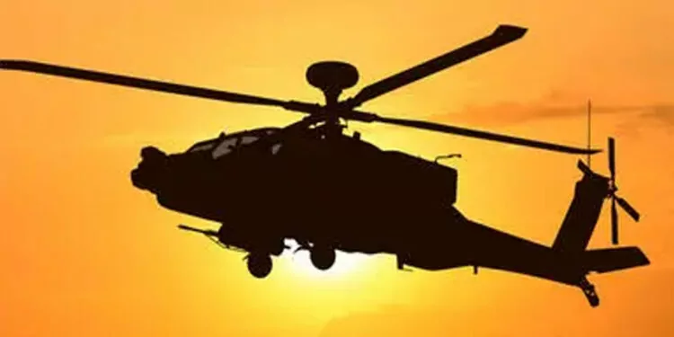 Pakistan'da askeri helikopter düştü; 3 ölü