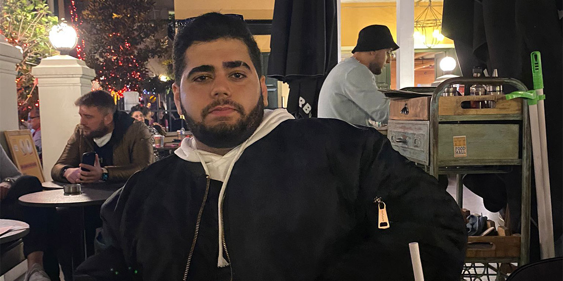 Yalova’da, fazla kiloları için özel bir hastanede mide küçültme ameliyatı olan Umutcan Ateş (24), iddiaya göre doktor hatasıyla safra kesesi ve dalağını aldırmak zorunda kaldı.