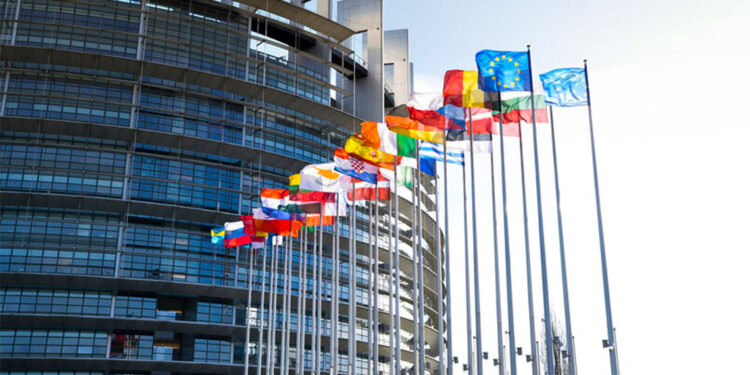 AB, 1800 kişi ve kuruluşa uygulanan yaptırımları uzattı