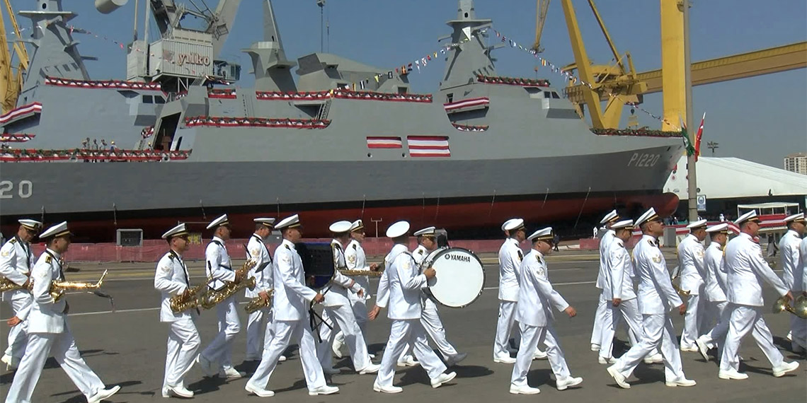 Milli Savunma Bakanı Yaşar Güler, "Deniz Kuvvetleri'miz harekat kabiliyeti ve etkinliğini daha da arttıracak, dünyanın önde gelen deniz kuvvetleri arasındaki seçkin yerini pekiştirecektir" dedi.