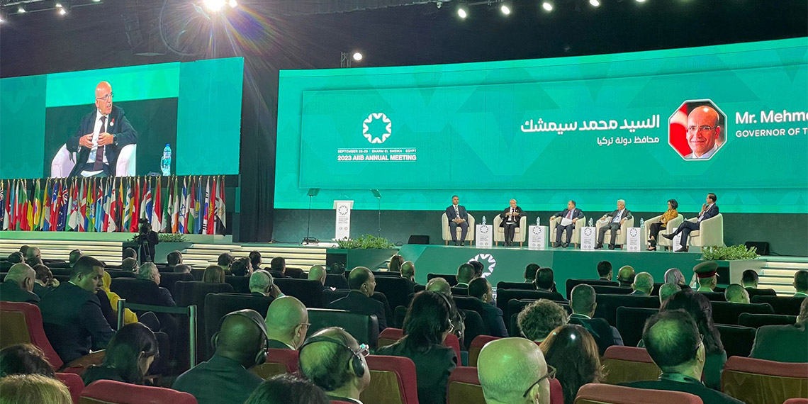 Bakan Şimşek, Asya Altyapı Yatırım Bankası'nın toplantısına katıldı