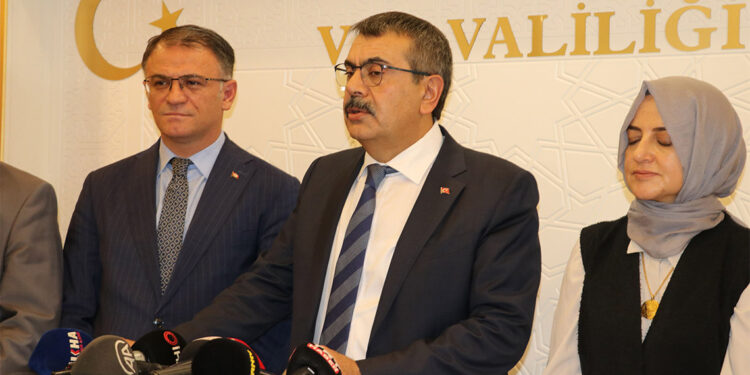 Öğretmen sayımız 3'e katlandı