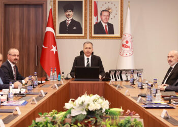 Okullarımızın çevresindeki güvenlik önlemleri hassasiyetle uygulanacak
